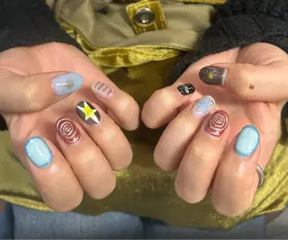 ネイル LAVISH nanamiのネイルデザイン