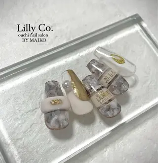 ネイル Lilly Co.のネイルデザイン