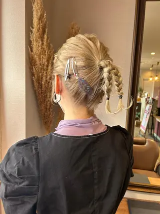 カラー ヘアアレンジ 💙ルル💙 ハイトーン/レイヤーのヘアスタイル