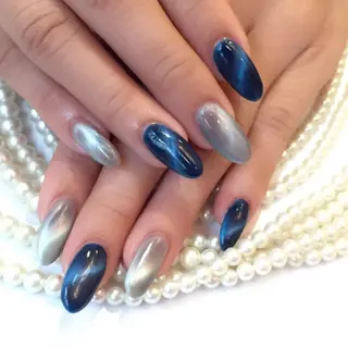 ショート SINCERELY シンシアリー🌈のネイルデザイン