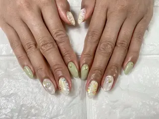 ネイル Q Free nailsのネイルデザイン