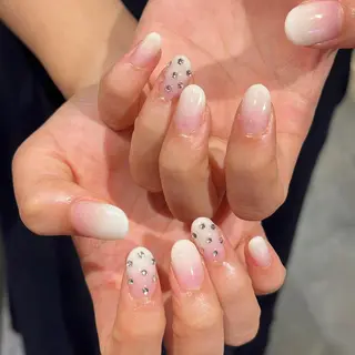 ネイル 鈴木 里奈のネイルデザイン