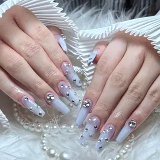 ネイル RAFFINE haru🦋🩵のネイルデザイン