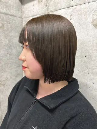 ショート hina💟 透明感カラーのヘアスタイル