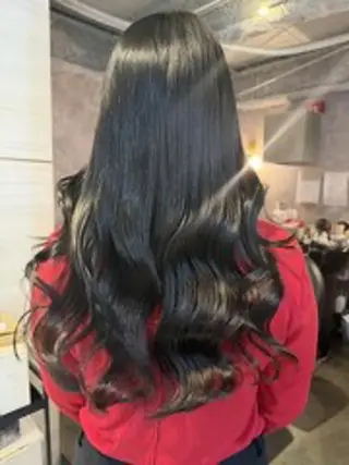 ロング カラー elu あやね‎🤍🫧のヘアスタイル