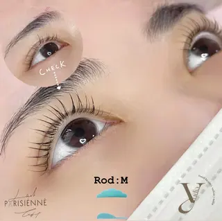 マツエク・マツパ 𝐧𝐞𝐨𝐧新宿 ❤️𝐀𝐲𝐚のマツエク・マツパデザイン