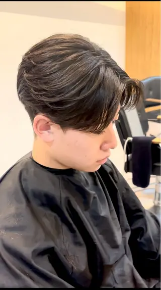 ミディアム メンズ EXCIA所属・メンズ特化 韓国/曲がる縮毛矯正のヘアスタイル