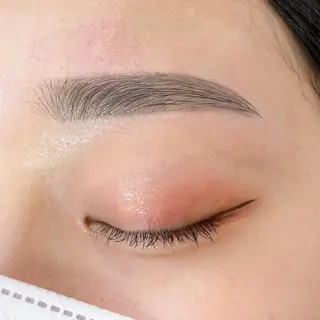 アイブロウ プラスアイ🩶 KARINOのマツエク・マツパデザイン