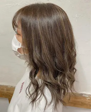 カラー 木村 彩花のヘアスタイル