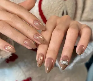 ネイル エリ🫧 nail池袋東口のネイルデザイン
