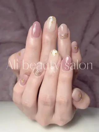 ネイル Ali 新小岩 ネイル専門のネイルデザイン