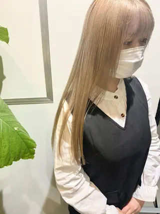 ロング カラー 鈴木 美紅のヘアスタイル