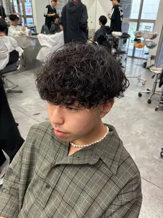パーマ メンズ パーマ支持率No.1 ❤️‍🔥安成弾のヘアスタイル