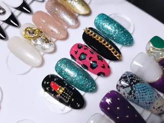 ネイル Nail Salon L'arc所属・💊大阪/心斎橋 moni🧠のネイルデザイン