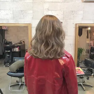 ミディアム カラー インナーカラー/天神 ブリーチ/吉田のヘアスタイル