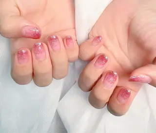 ネイル pink ladyサロン所属・べ にのネイルデザイン