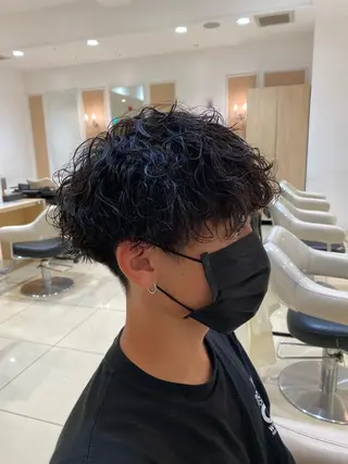 ショート パーマ メンズ メンズ特化型美容師 栗山勇人のヘアスタイル