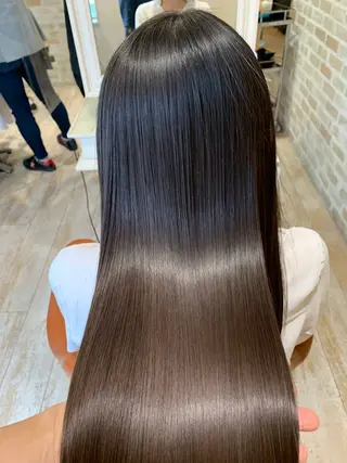 ロング 南 美優のヘアスタイル