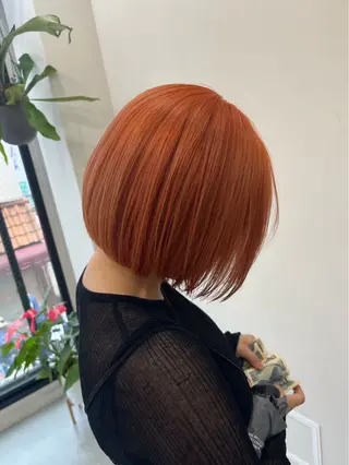 ショート カラー イマイ リサのヘアスタイル