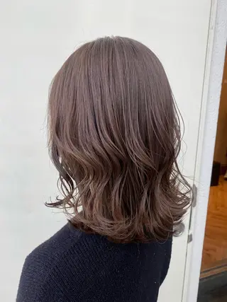 ミディアム カラー 韓国ヘア顔周りカット 艶髪ベージュtamaのヘアスタイル