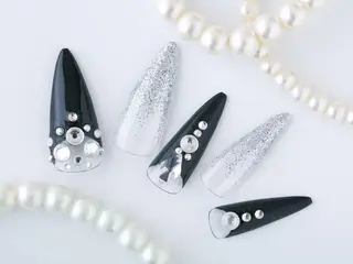 ネイル 💗🪽Tiary Nail🪽💗のネイルデザイン