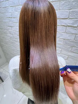 ロング 篠塚 菜々子のヘアスタイル