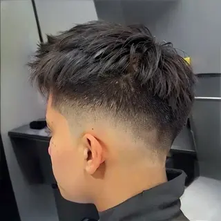 ショート メンズ オフカイ所属・百瀬 裕基 メンズカット💎のヘアスタイル