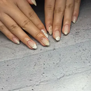 ネイル 𝐫𝐚𝐢 𝐧𝐚𝐢𝐥の眉毛・アイブロウイメージ