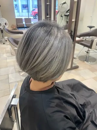 ショート ハイトーン/ ケアカラー宮内萌のその他イメージ