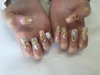 ネイル 💎🐰 saki. m 🐰💎のネイルデザイン