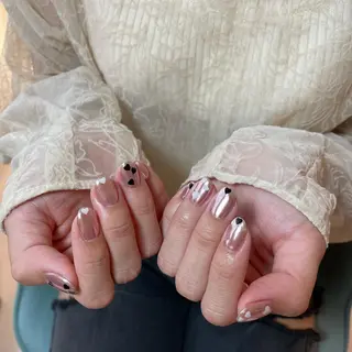 ネイル Ami 🦥のネイルデザイン