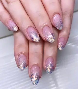 ネイル JINI NAIL所属・ジニ ネイルのネイルデザイン