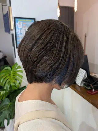 ショート 皆尾 忠位のヘアスタイル