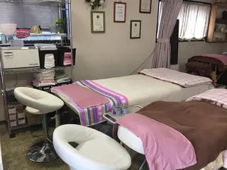 シェンティ所属・赤木 萬己子のエステ・リラクイメージ