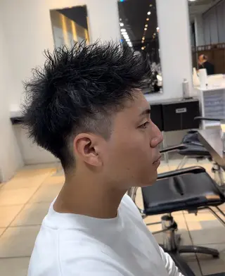 メンズ ”メンズ”垢抜け🔥 QUATRO片岡のヘアスタイル