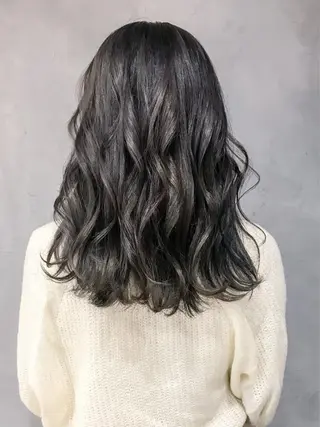 セミロング カラー EIGHT second【エイトセカンド】所属・江畑 匠 新宿三丁目 徒歩30秒⭐️のヘアスタイル