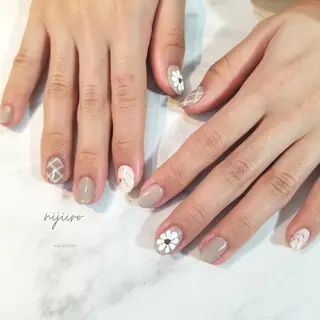 ネイル nailatelier nijiiro.所属・nijiiro🌈 サトウのネイルデザイン