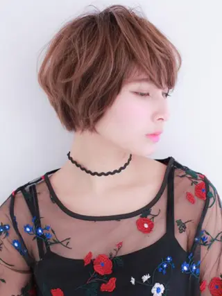 ショート 岸川 恭子のヘアスタイル