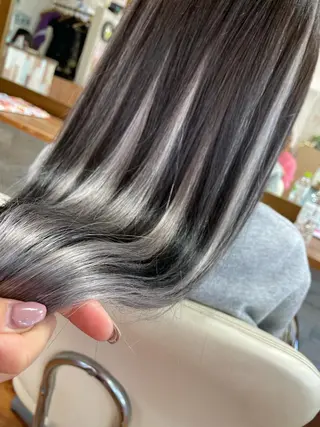 ロング LOPEZ LAB所属・🦁LOPEZLAB /RUNA🌙のヘアスタイル