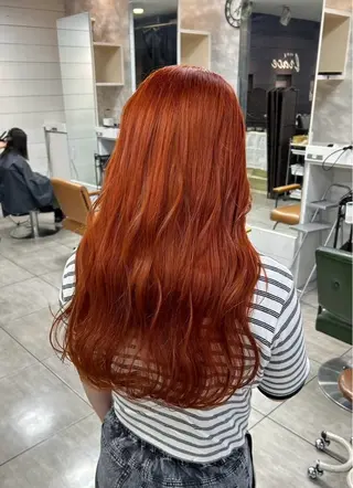 カラー ハイトーンカラー✨ 慶田玲和のヘアスタイル