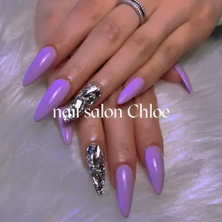 ネイル 鈴木 利奈のネイルデザイン