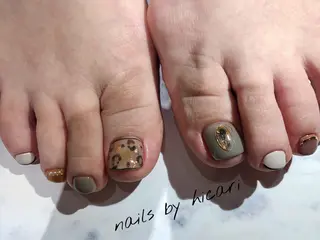 ショート カラー ネイル マツエク・マツパ illum hicariのネイルデザイン