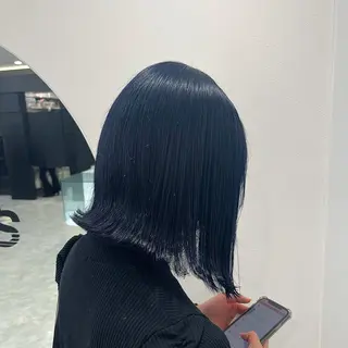 ショート カラー 🩵色落ち可愛い 寒色カラー🩵のヘアスタイル