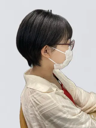 ショート カラー 小林 大輝のヘアスタイル