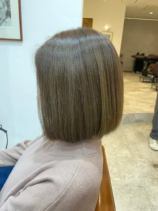 ショート カラー CRESCENDO 本杉春菜のヘアスタイル