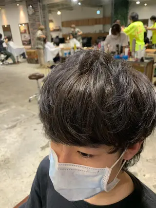 カラー メンズ ショート🌼パーマ 本間正子のヘアスタイル