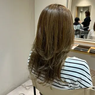セミロング 川村 琴のヘアスタイル