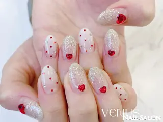 ミディアム VENUS Nail ★池袋徒歩2分のネイルデザイン