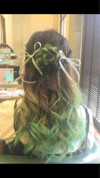 ロング ヘアアレンジ ツイスパ・波巻き 🩵片平和香奈のヘアスタイル