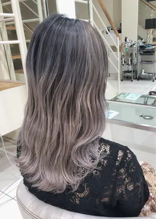 カラー 安藤 明日翔のヘアスタイル